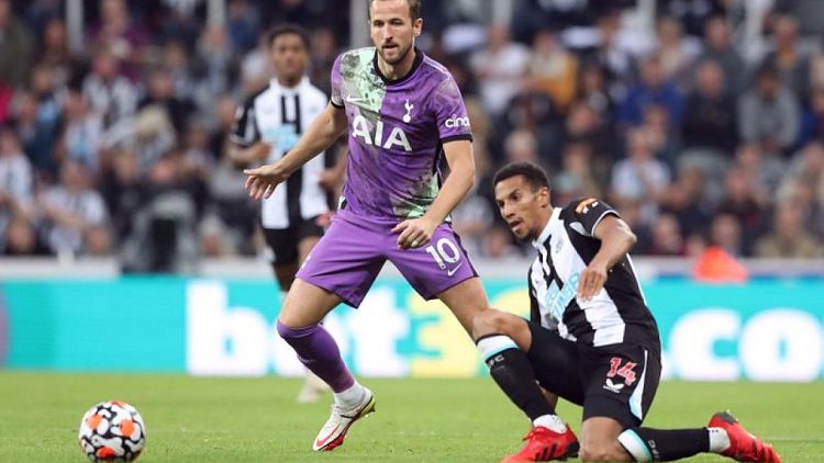 Soccer-Kane ends goal drought as Spurs beat Newcastle