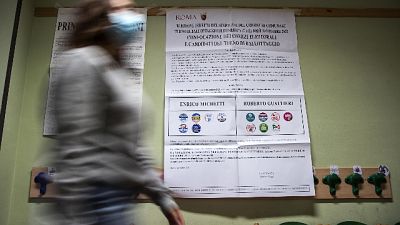 Affluenza in calo di oltre 6 punti percentuali Affluenza in calo di oltre 6 punti percentuali