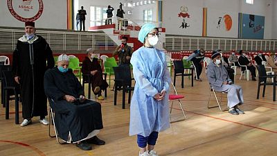 المغرب يسجل 499 إصابة جديدة بفيروس كورونا و5 وفيات