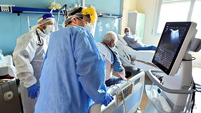 إيطاليا تسجل 39 وفاة و3908 إصابات جديدة بفيروس كورونا