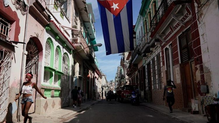 EXCLUSIVA-Cuba y el Club de París posponen pago de la deuda de 2021: diplomáticos
