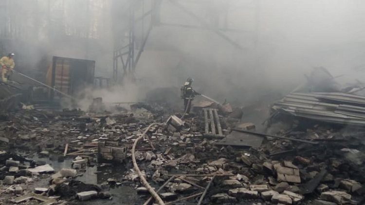 وكالة: مقتل 16 جراء انفجار وحريق بمصنع كيماويات في روسيا