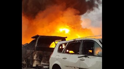 A San Severo in fiamme rifiuti in plastica e ricambi auto A San Severo in fiamme rifiuti in plastica e ricambi auto