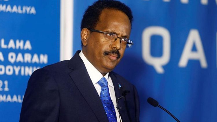رئيس الصومال يتفق مع رئيس الحكومة على الإسراع في الانتخابات
