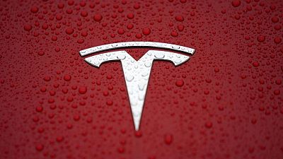 Analysis-Tesla looks to pave the way for Chinese battery makers to come to U.S