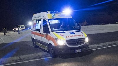 E' sedato e intubato per gravi fratture. Prognosi riservata E' sedato e intubato per gravi fratture. Prognosi riservata