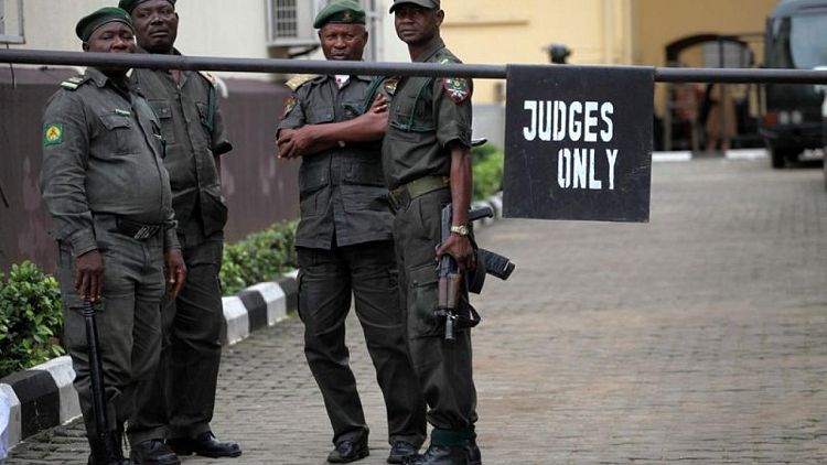 Grupos armados atacan una cárcel en Nigeria, cientos de reclusos desaparecidos