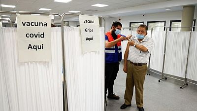 España suma 3.291 casos y 15 muertes de COVID-19 España suma 3.291 casos y 15 muertes de COVID-19