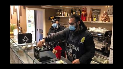 Gdf e Cc scoprono gruppo criminale, 'agiva con modalità mafiose' Gdf e Cc scoprono gruppo criminale, 'agiva con modalità mafiose'