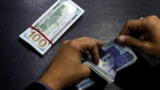 الروبية الباكستانية تتعافى بعد حزمة مساعدات سعودية قيمتها 4.2 مليار دولار