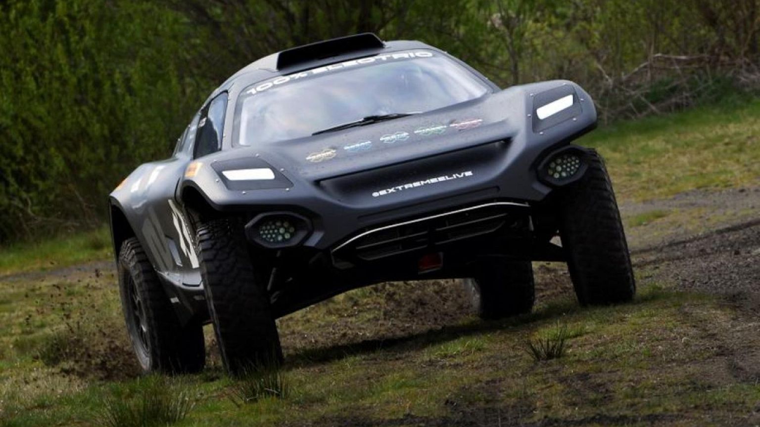 Motor racing-Britain to spend a million on electric race in Outer Hebrides