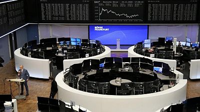 Las tecnológicas pesan en las bolsas europeas tras la advertencia de Apple