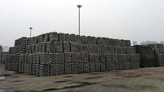 Precios del aluminio declinan junto con carbón chino, cobre cae