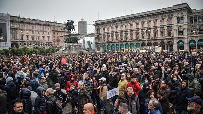 Tanti interventi alla manifestazione andata avanti per 3 ore Tanti interventi alla manifestazione andata avanti per 3 ore
