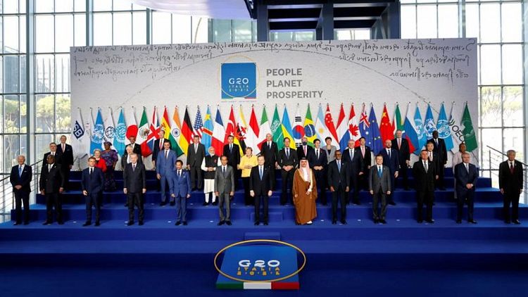 Líderes del G20 respaldan acuerdo impositivo, prometen más vacunas para países pobres