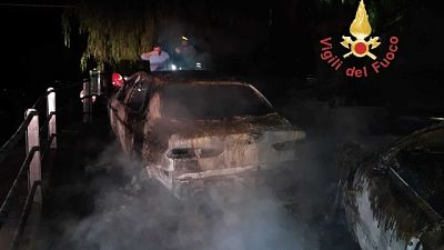 A Gagliato, nel catanzarese. Intervenuti vigili del fuoco e Cc A Gagliato, nel catanzarese. Intervenuti vigili del fuoco e Cc