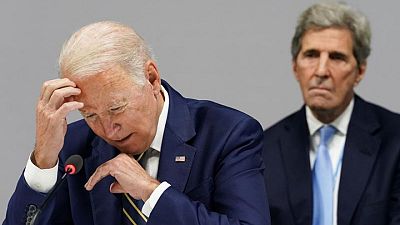 Biden dice que EEUU cumplirá objetivos climáticos, insta a ayudar a países en desarrollo