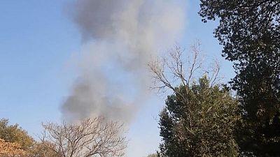 مقتل 25 وإصابة 50 في انفجارين وإطلاق نار بمستشفى عسكري في أفغانستان