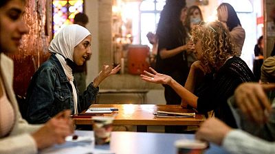 Language 'speed dating' attracts Jewish and Palestinian students in Jerusalem Language 'speed dating' attracts Jewish and Palestinian students in Jerusalem