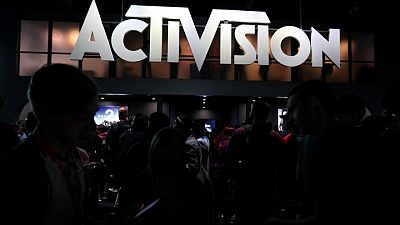 Activision shares fall on dismal holiday forecast, change in Blizzard leadership