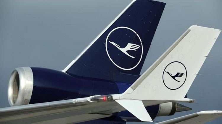 Lufthansa vuelve a beneficios al reducirse las restricciones a los viajes