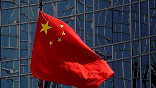 China recortará encajes bancarios en el momento oportuno, dice primer ministro Li