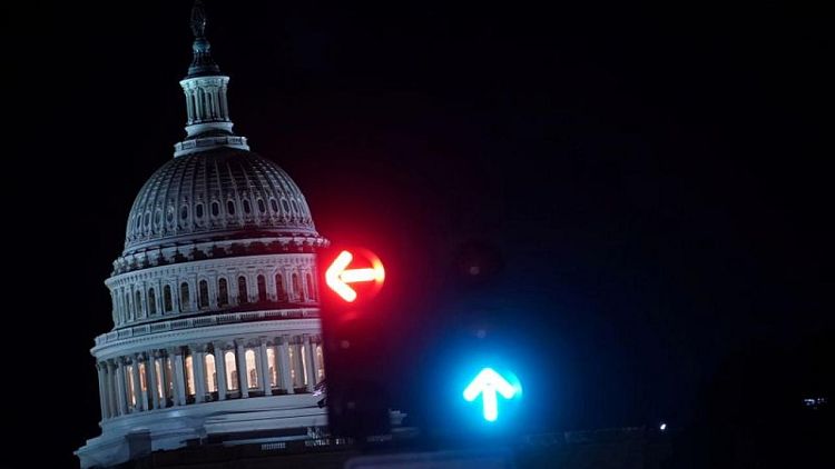 Congreso de EEUU vota proyectos de ley de infraestructuras y gasto social de Biden