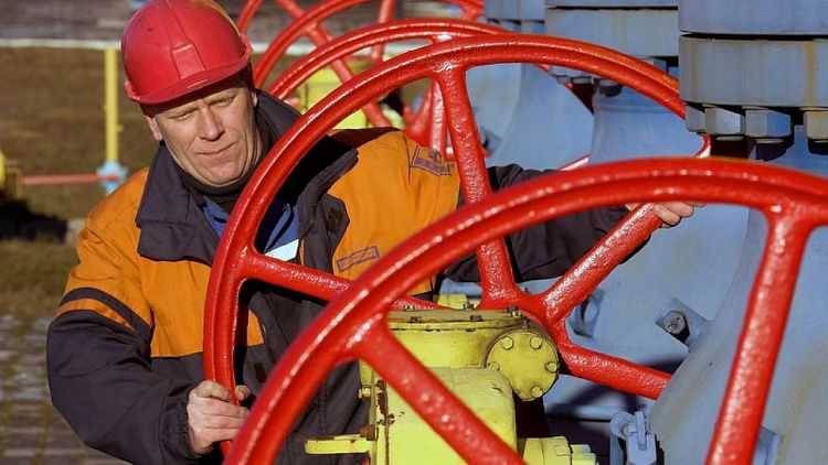 Ucrania dice que tránsito de gas ruso se hundió más de 20% en periodo enero-octubre