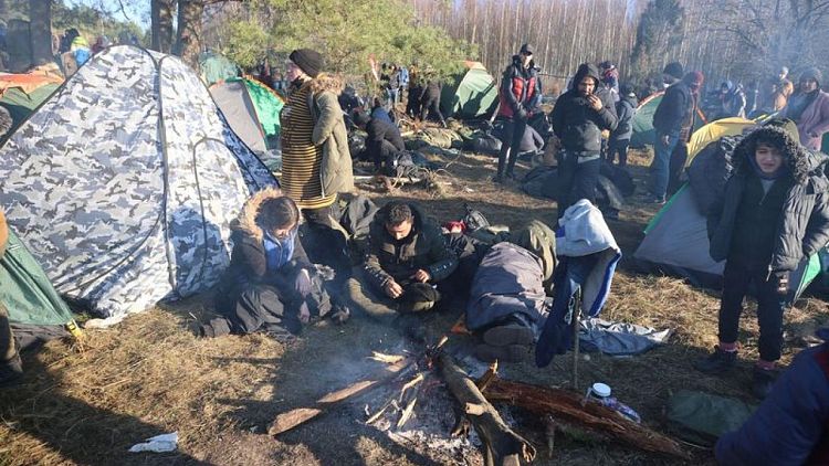 مفوضية اللاجئين قلقة إزاء المهاجرين على الحدود بين روسيا البيضاء وبولندا
