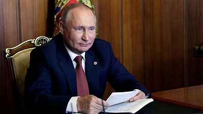 وكالة أنباء: بوتين ولوكاشينكو ناقشا أزمة المهاجرين