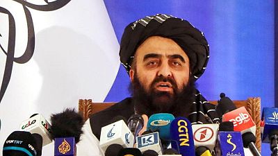 وزير خارجية أفغانستان يزور باكستان وسط مساعي طالبان لنيل الاعتراف الدولي
