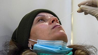 Rusia registra récord diario de muertes por COVID y algunos hospitales se quedan sin oxígeno