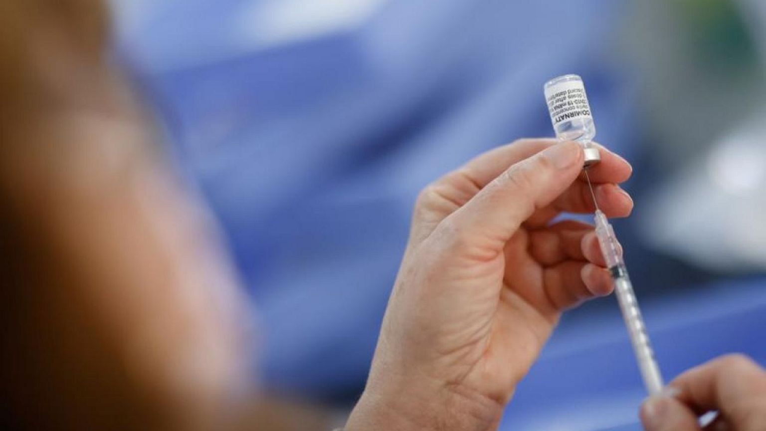 Investigadores británicos identifican los blancos en células T para futuras vacunas para el COVID