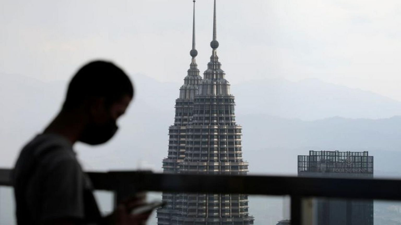 Malaysia's DNB to offer 5G services to telcos for free during initial rollout