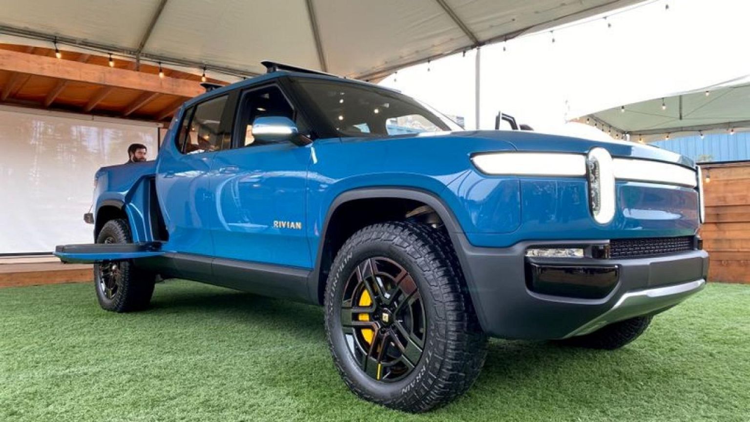 Rivian valued at $93 billion in debut, after world's biggest IPO of 2021