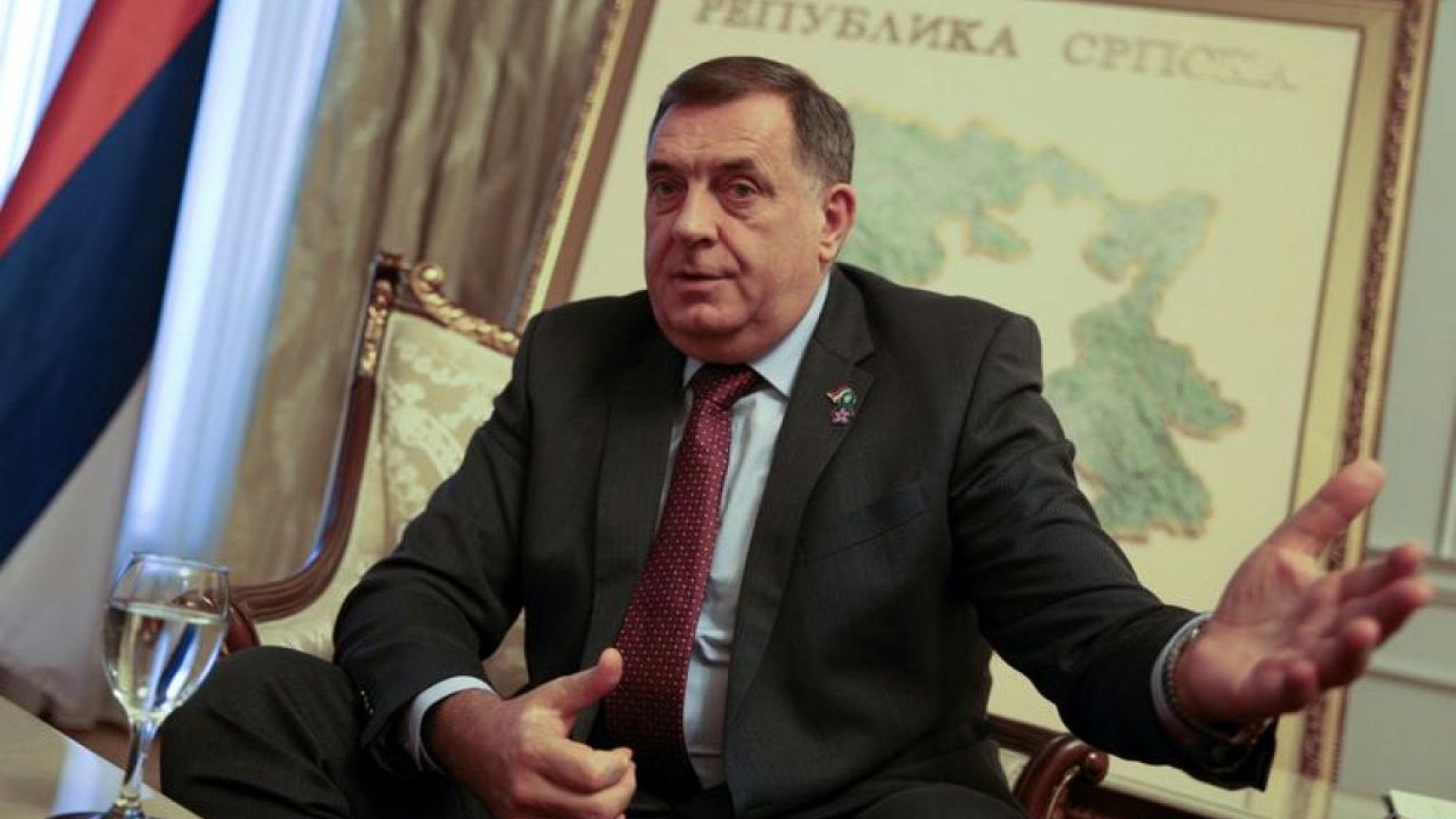 Germany condemns "irresponsible" Bosnian Serb talk of secession