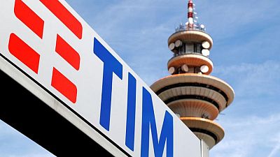 Telecom Italia shares fall after tense board meeting