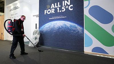 UN COP26 summit publishes draft deals, retains fossil fuel language