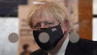 رئيس وزراء بريطانيا: لا داعي للخطة "ب" في التصدي لكورونا