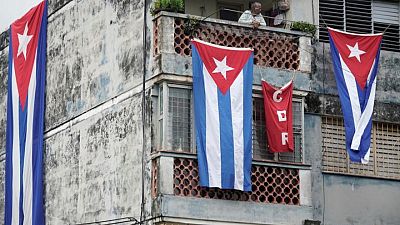 Cuba reabre las puertas al turismo mientras opositores convocan a protestas