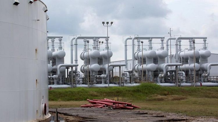 EXCLUSIVA-EEUU pide a grandes países que coordinen la liberación de reservas de petróleo: fuentes