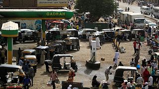 شاهد من رويترز: ارتفاع أسعار البنزين والديزل في السودان