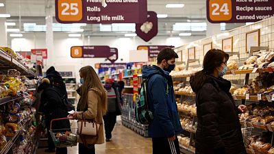 UK consumers turn more confident despite inflation worries