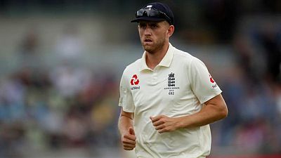 Cricket: England's Stone considering retirement from tests
