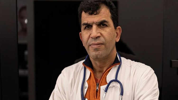 "الموت في هذا الطريق".. طبيب سوري يحذر المهاجرين من السفر عبر روسيا البيضاء
