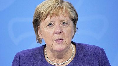 Merkel insta a endurecer medidas para combatir la cuarta ola de COVID-19 en Alemania Merkel insta a endurecer medidas para combatir la cuarta ola de COVID-19 en Alemania