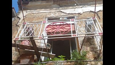 Abitava in uno stabile fatiscente del centro storico Abitava in uno stabile fatiscente del centro storico
