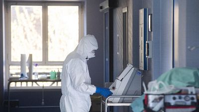 Contagiati da Covid. Ricoverato il marito, madre in rianimazione Contagiati da Covid. Ricoverato il marito, madre in rianimazione