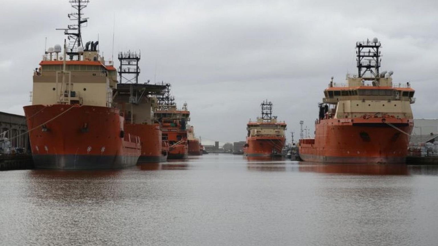 Britain to allow 1.5 million barrel private sector oil reserve release