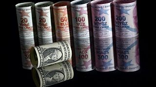 La lira cae un 3%, mientras Turquía se adentra en territorio desconocido